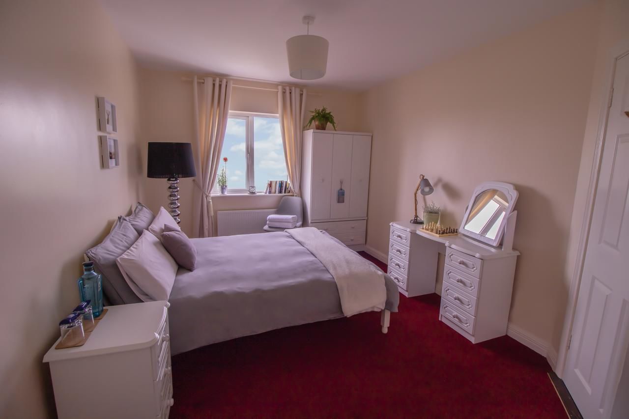 Проживание в семье Strandhill Home, one minute from the beach and pubs Страндхилл