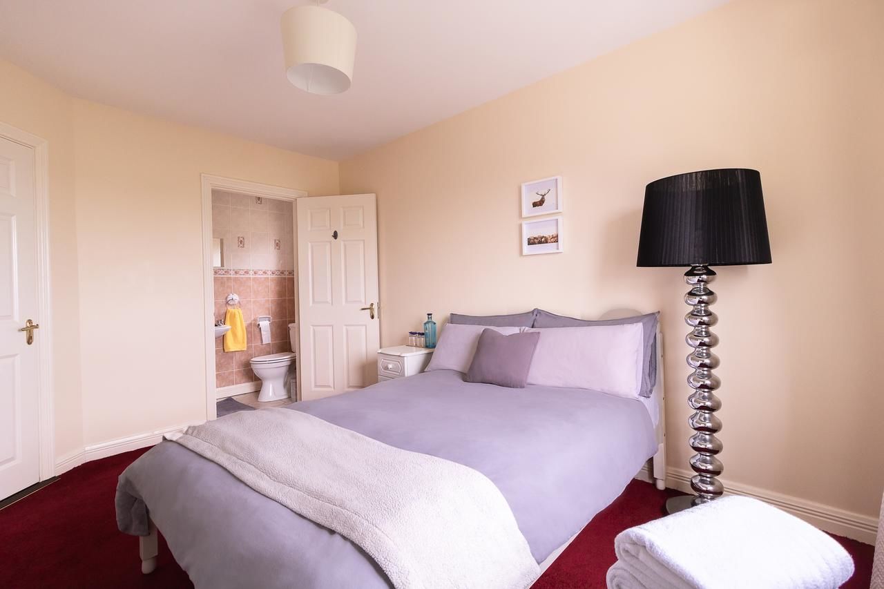 Проживание в семье Strandhill Home, one minute from the beach and pubs Страндхилл-10